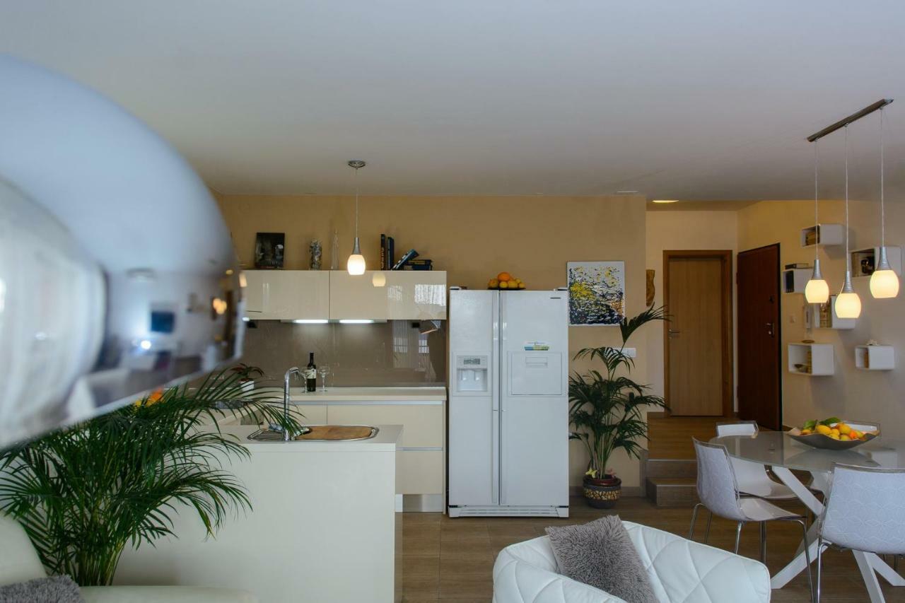 Sunrise App Apartment Трогир Екстериор снимка